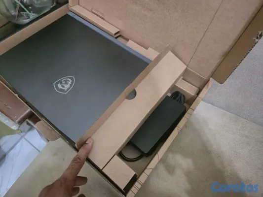 computadoras y laptops - Msi thin 15 gamer 512gb 16 ram i5 de 13va gen y una rtx 3050 3