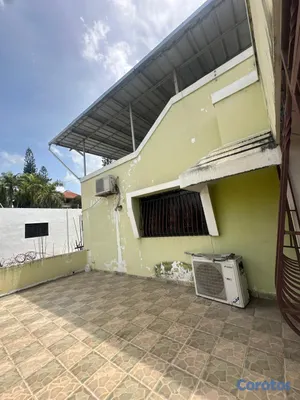 oficinas y locales comerciales - Alquilo Local 3 Niveles 800 Mts en Av. Luperón, Sa 5