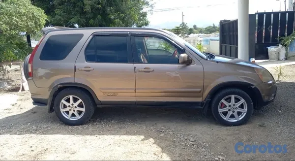 jeepetas y camionetas - crv en buenas condiciones se vende por motivo de viaje 3