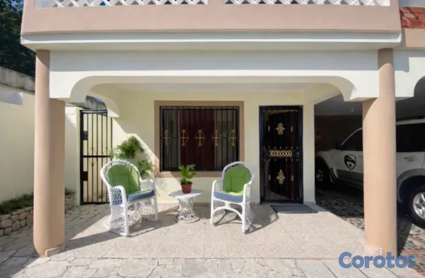 casas - CASA DE 2 NIVELES EN VENTA EN MIRAMAR, AV. INDEPENDENCIA  2