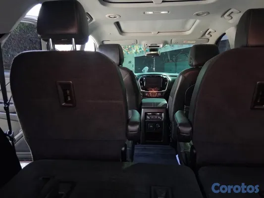 jeepetas y camionetas - Chevrolet traverse 2021 6