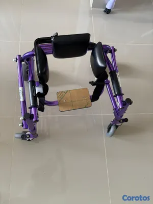 Salud y Equipamiento Médico - Andador posterior Drive Nimbo extra pequeño con asiento y estabilizador pélvico 3