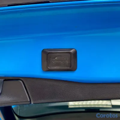jeepetas y camionetas - TOYOTA RAV4 XLE PREMIUM 2020 4