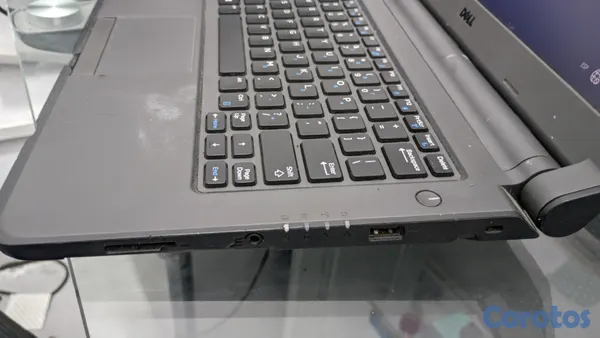 computadoras y laptops - Laptop Dell Latitude 3340 Usada 3