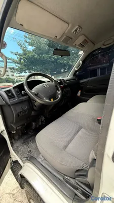 jeepetas y camionetas - Toyota Hiace 2017
 8