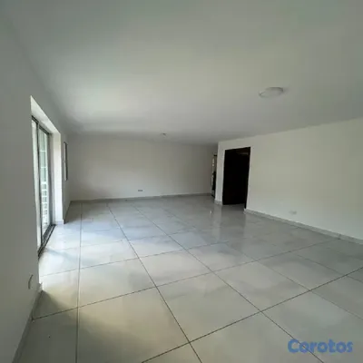 apartamentos - Av. Independencia. 4to piso, 3 habitaciones, 2 bañ 2