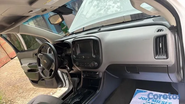 jeepetas y camionetas - CHEVROLET COLORADO 2018 5