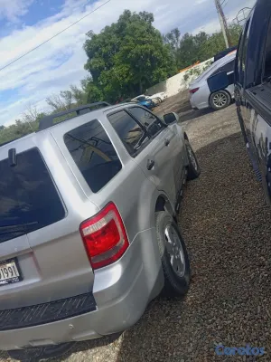 jeepetas y camionetas - Yipeta Gris Ford Escape XLT Full Años 2008 2