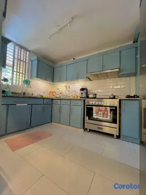 casas - Casa de 3 niveles en Venta en El Millon 7