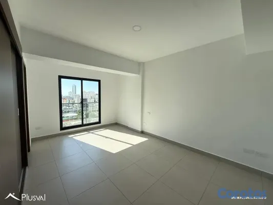 apartamentos - Apartamento de 2 Habitaciones en Evaristo Morales, Santo Domingo 2