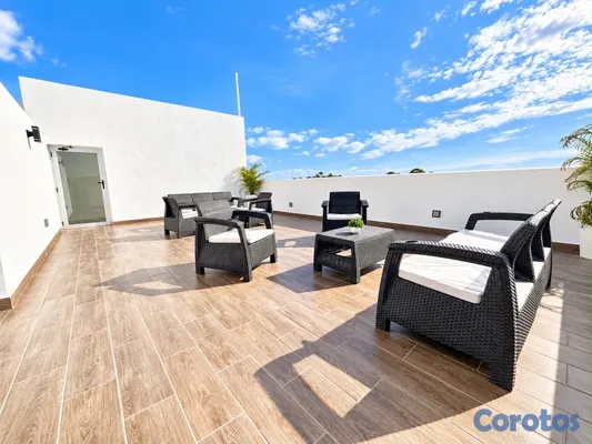 apartamentos - alquiló avenida independencia klm 7 y medio piso 5 dos habitaciones 2.5 baños pa 15