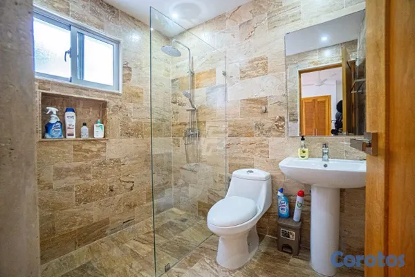 apartamentos - Apartamento de 2 Habitaciones: Ascensor, Piscinas y Hermoso Patio Español 9