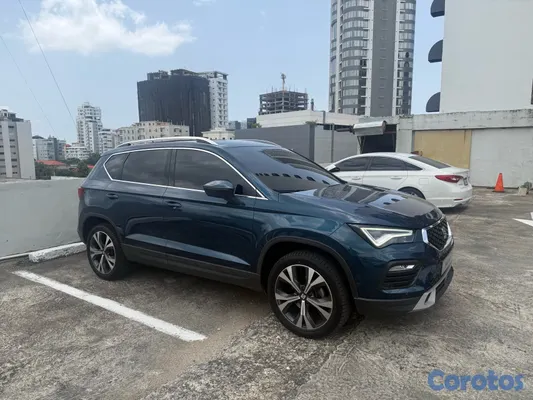 jeepetas y camionetas - SEAT Ateca 2023  - Garantia vigente, de la casa, unico dueño 11