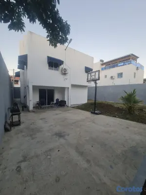 casas - 2 niveles 
casa en perfecto estado 
solo un año de construida  5