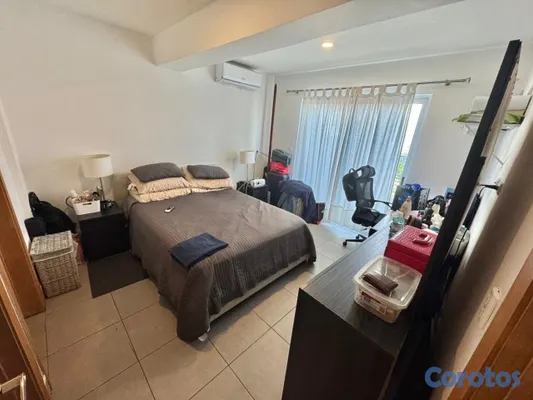 apartamentos - vendo ensanche naco segundo nivel con terraza una habitación 1.5 baño parqueo  12