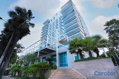 En Venta y Alquiler Penthouse en el malecon Frente el mar
