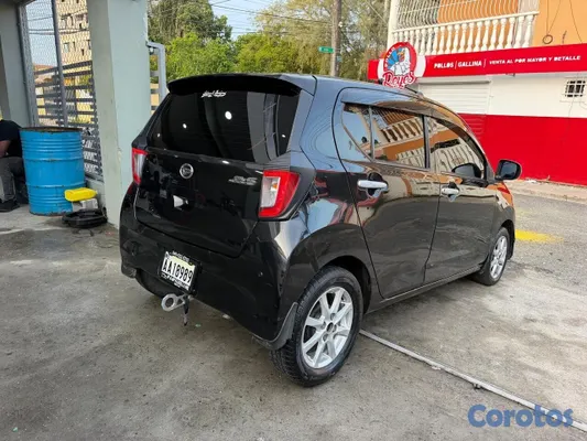 carros -  Dahiatsu mira 2018  full
 6