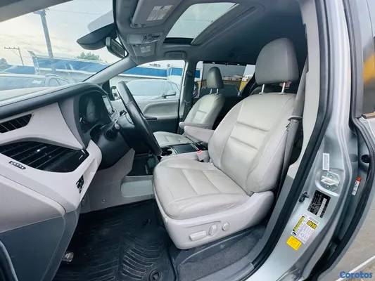 jeepetas y camionetas - TOYOTA SIENNA XLE 2018 ✅ CLEAN CARFAX  6