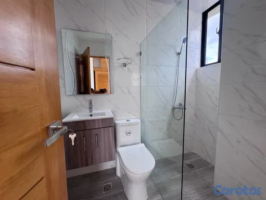 apartamentos - vendo mirador norte tres habitaciones con su baño balcón tres parqueos servicio  20