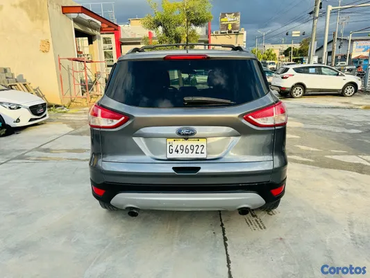 jeepetas y camionetas - Ford Escape Se 2014- 4