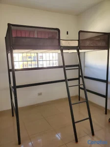 Camarote de Ikea con colchón