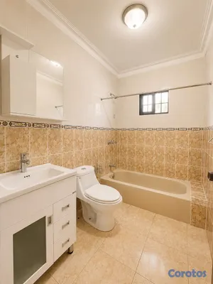 apartamentos - OFERTA! Venta de Apartamento Amplio en Renacimient 13