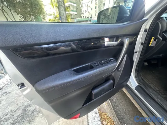 jeepetas y camionetas - Kia Sorento 2015 como nueva 15
