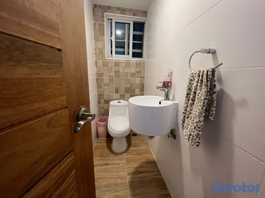 apartamentos - endo apartamento, en Jardines del Sur, próximo a la Núñezde Cáceres, 4to piso RD 3
