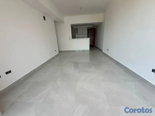apartamentos - vendo avenida independencia piso 5 nuevo dos habitaciones dos baños dos parqueos 11