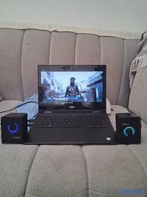 computadoras y laptops - Laptop Dell 2 in 1 i5 8va gen 3