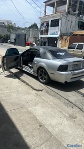 Ford Mustang convertible 2001 $385