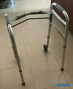 VENDO ANDADOR NUEVO