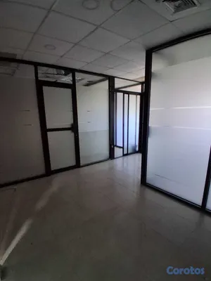 oficinas y locales comerciales - Alquilo Local 65 mts  3er piso para oficina en la  7