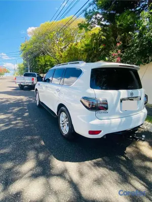 jeepetas y camionetas - Nissan Patrol LE 2011 – Excelente Condiciones  4
