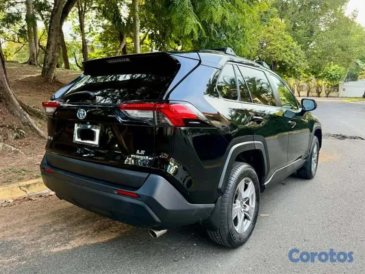 jeepetas y camionetas - 2022 Toyota Rav4 Híbrida AWD 5