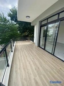 segunda con terraza de tres hab nuevo a estrenar en ek sector Casicasgos 