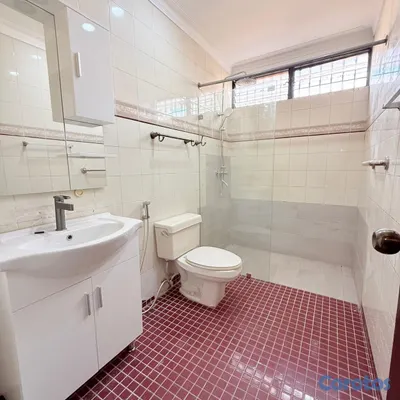 casas - Casa de 5 habitaciones en alquiler en La Castellana 4
