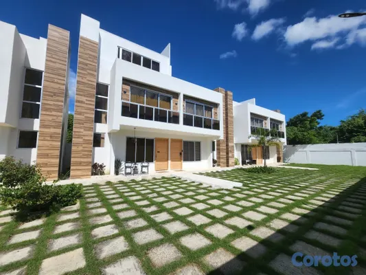 casas vacacionales y villas - VILLA EN JUAN DOLIO US$160K - Townhouse 2 Hab / 2  2