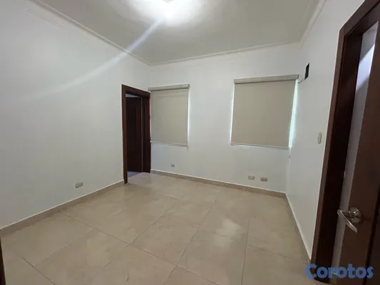 apartamentos - Amplio y moderno     Apartamento de 209 m² en La Española, Santiago / 3 hab. 15