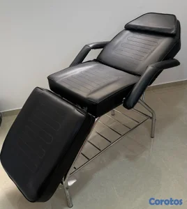 Vendo camilla ideal para colocar pestañas, Micropigmentacion y más.. 