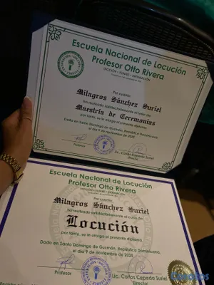 servicios profesionales - MILAGROS SÁNCHEZ
MAESTRA DE CEREMONIAS & LOCUTORA 6