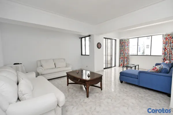 apartamentos - Apartamento clásico / Con Ascensor / Amplio / 5