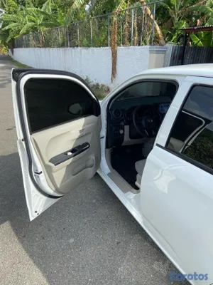 carros - dahiatsu boon Toyota passo 14