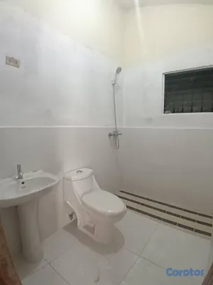 oficinas y locales comerciales - CASA COMERCIAL EN ALQUILER – URBANIZACIÓN FERNÁNDE 5