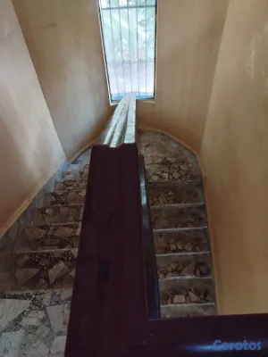 casas - la casa está en excelente condiciónes.  13