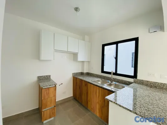 apartamentos - SEGUNDO PISO EN VENTA EN LA AVENIDA HISPANOAMERICA 4
