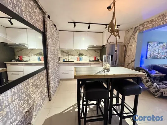 apartamentos - vendo piantini dos habitaciones 1.5 baños balcón parqueo cuarto de servicio  9