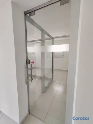 oficinas y locales comerciales - LOCAL COMERCIAL EN ALQUILER – ENSANCHE PARAÍSO  5