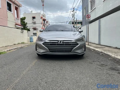 Hyundai Elantra 2020