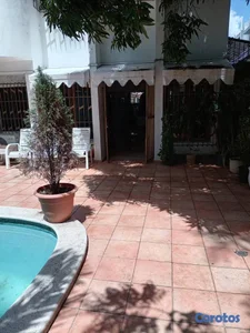 Casa comercial en alquiler en Urbanizacion Fernand